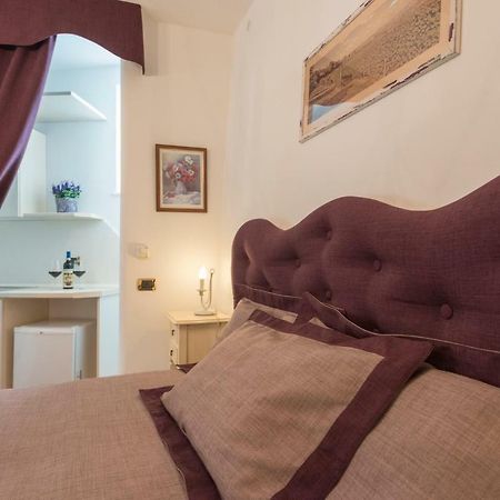 Villa Goccia Di Vino La Morra Exteriör bild