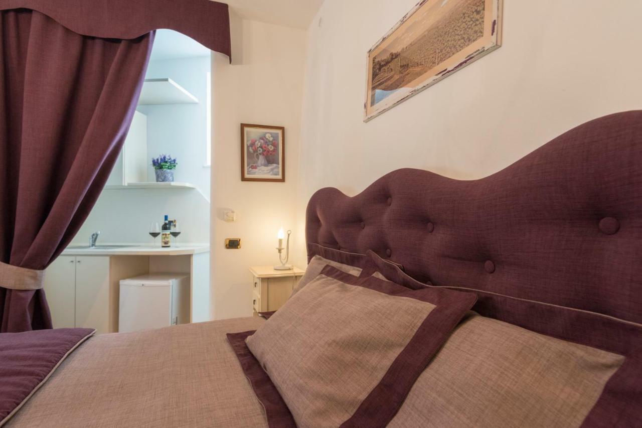 Villa Goccia Di Vino La Morra Exteriör bild