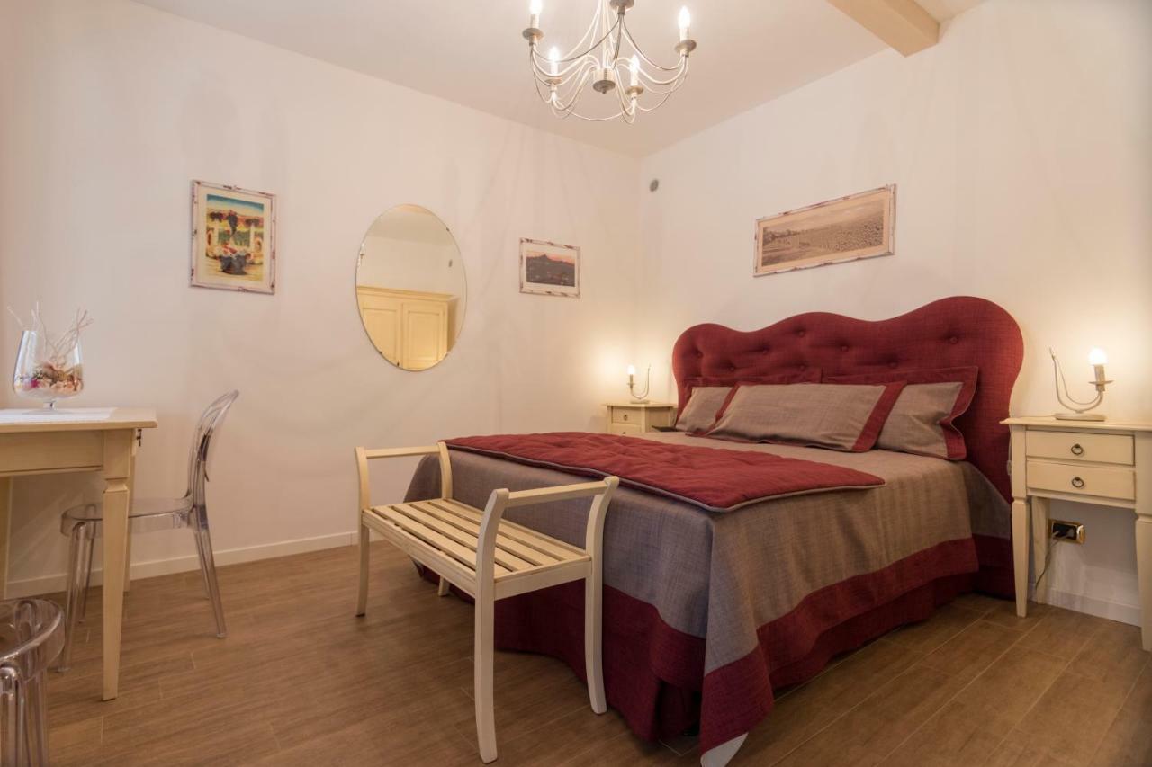 Villa Goccia Di Vino La Morra Exteriör bild
